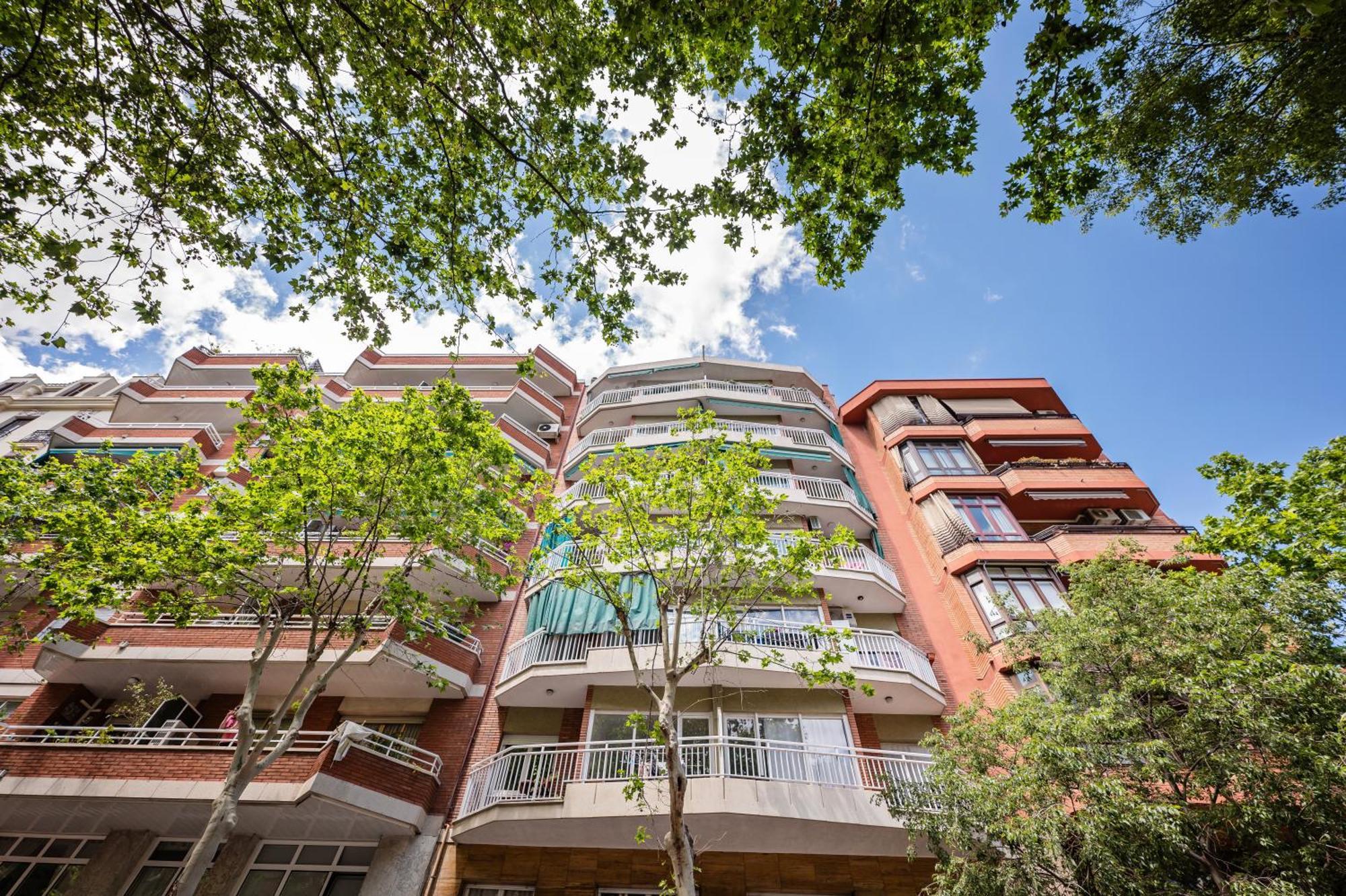 Апартаменти Sweett - Gaudi Avenue Барселона Екстер'єр фото